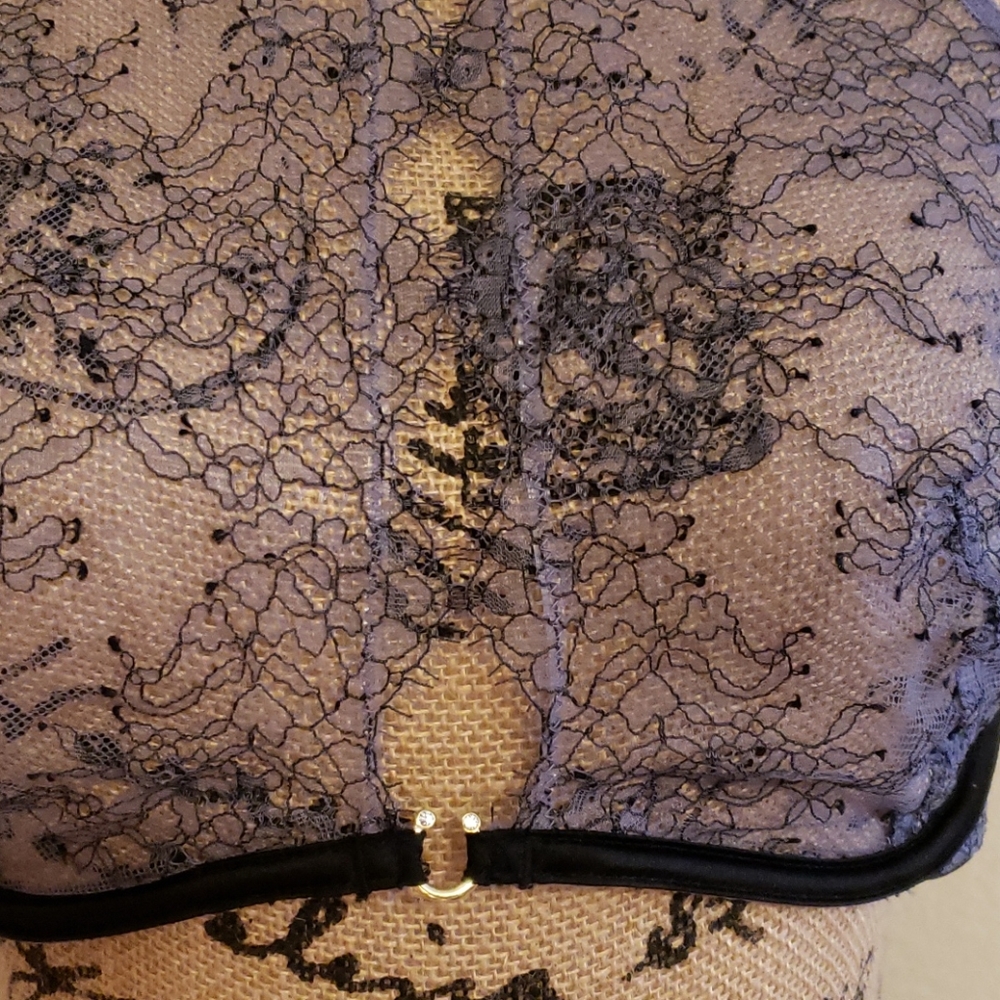 NWOT Lace VS Halter Bra - Picture 2 of 8
